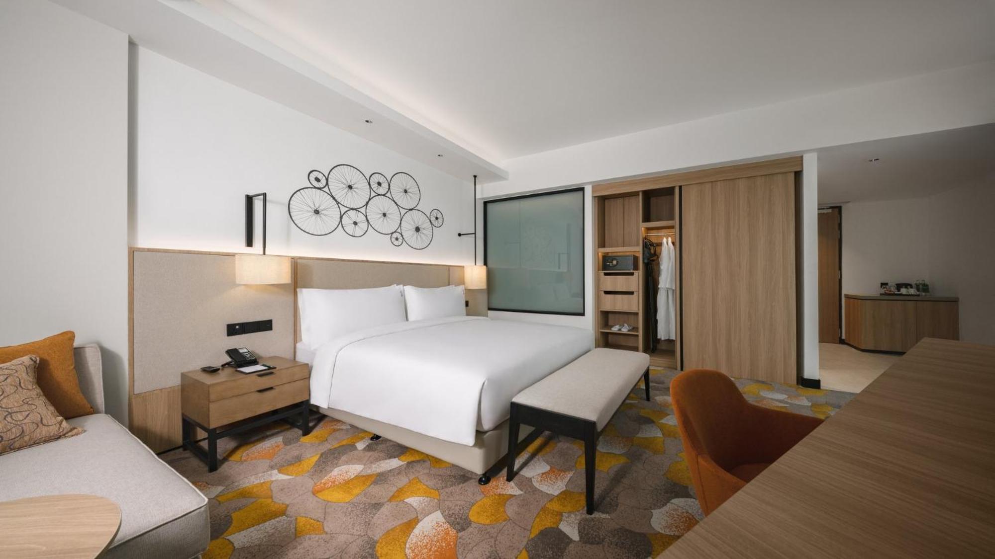 Holiday Inn & Suites Penang Prai By Ihg Bukit Mertajam Bagian luar foto