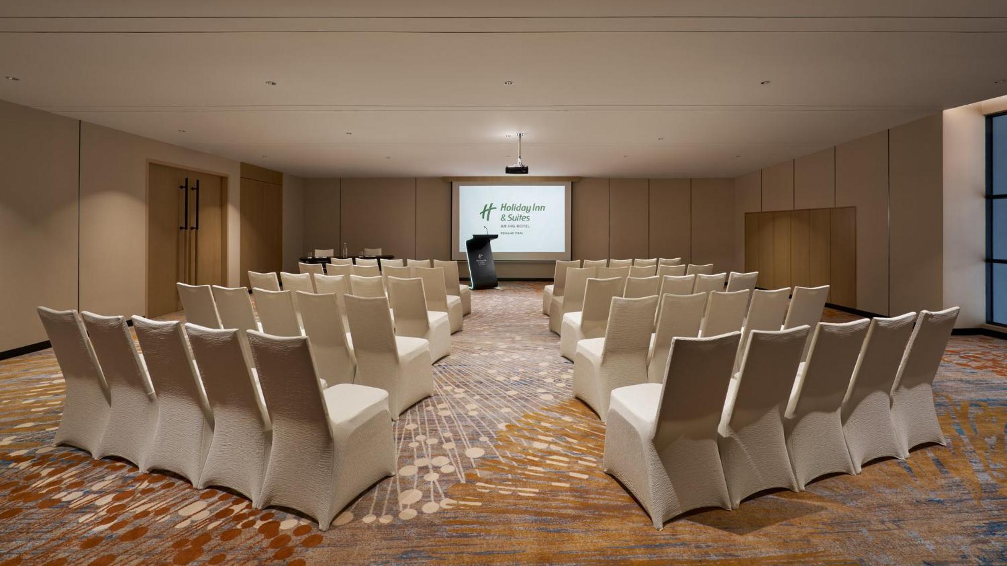 Holiday Inn & Suites Penang Prai By Ihg Bukit Mertajam Bagian luar foto